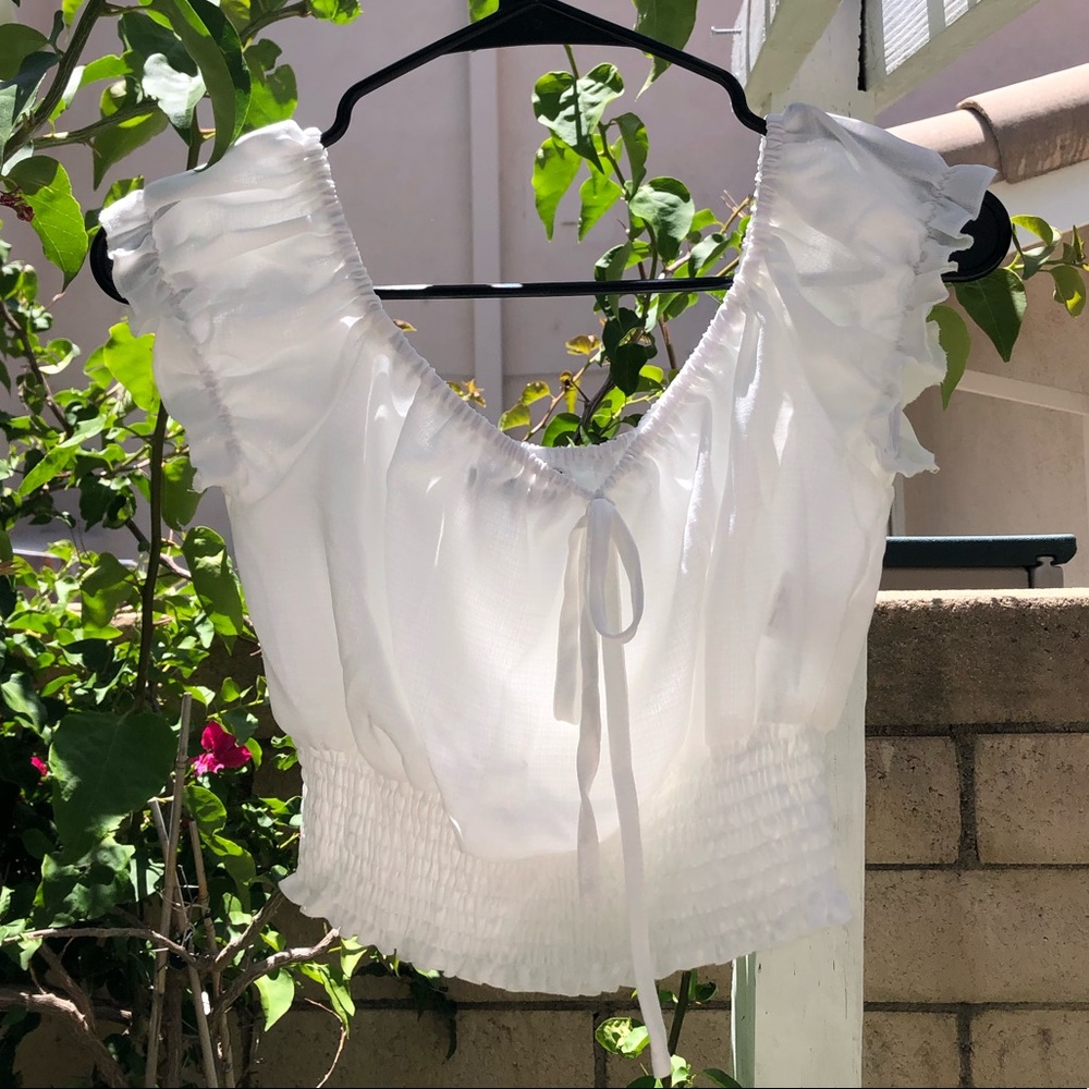 ‼️SOLD‼️white off the shoulder top